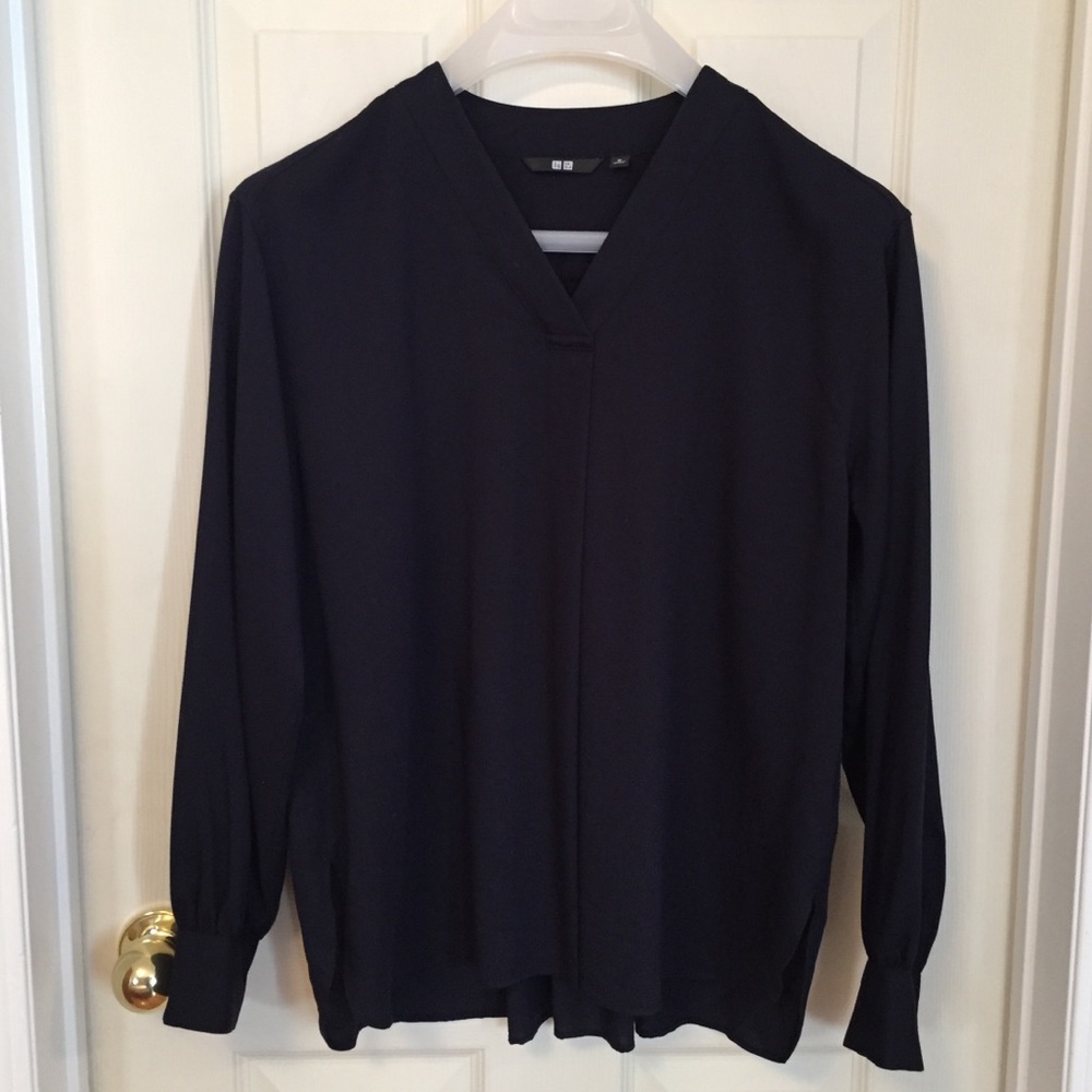 New Uniqlo navy top